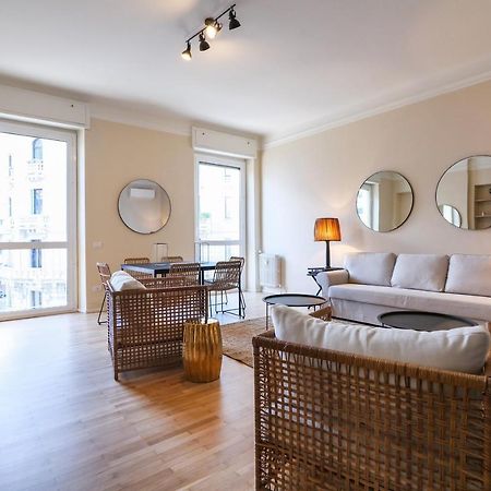Luxury San Babila Apartment Milan Exterior photo